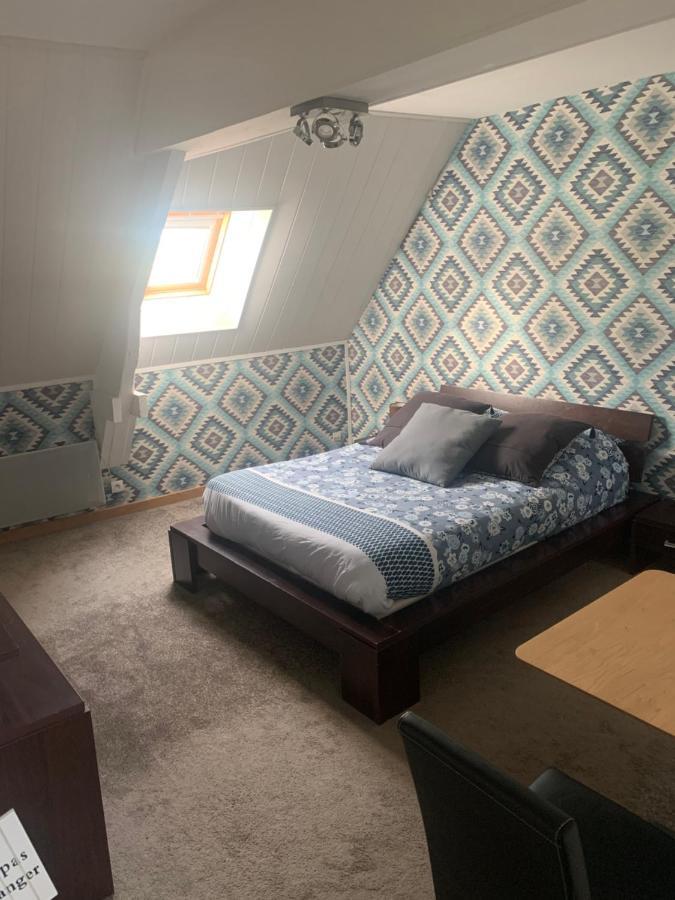 Chambres D'Hotes De L'Eglise Сент-Мер-Эглиз Экстерьер фото